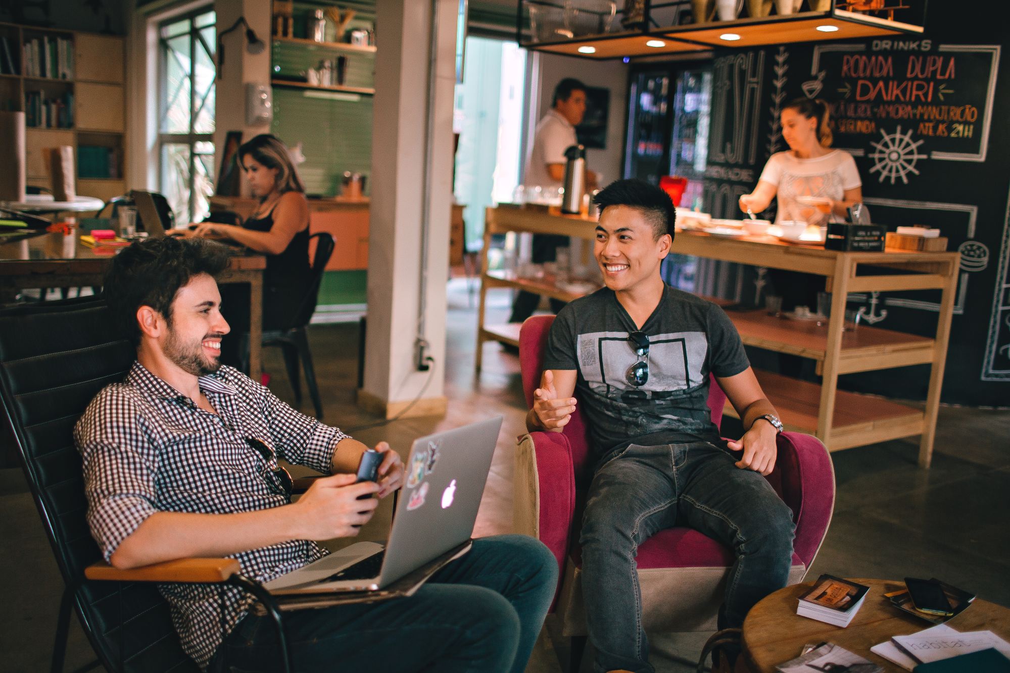 5 Simple Ideas to Build Relationship in a Coworking Space